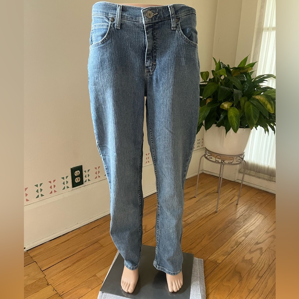 Riders by Lee Women’s classic/Straight Leg Jeans - Size 10P